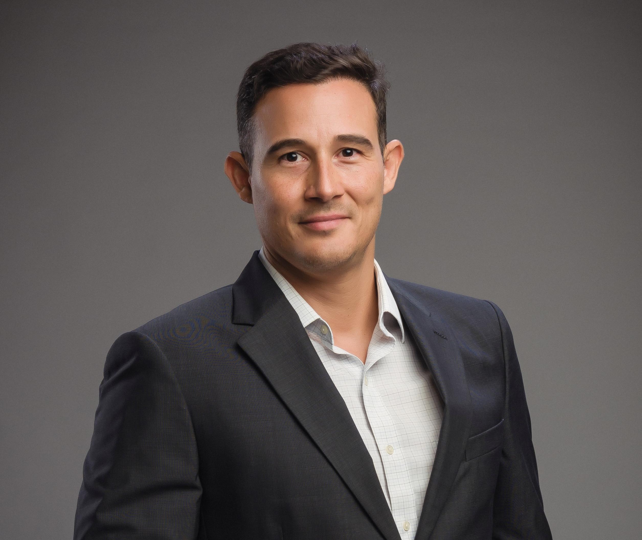 Alexander Barrelier – Founder & Real Estate Advisor